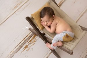Lee más sobre el artículo Newborn – Sesión Recién Nacido Jorge