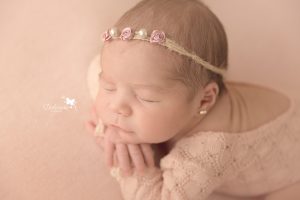 Lee más sobre el artículo Newborn – Sesión Recién Nacido María