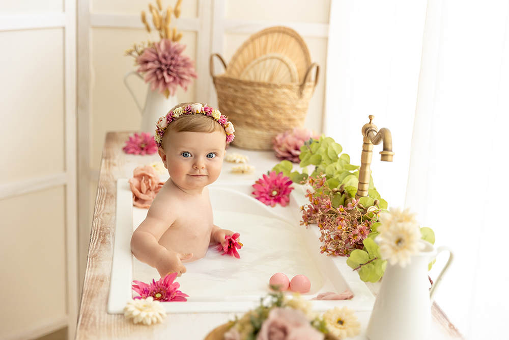Lee más sobre el artículo Milk Bath flores – Sesión Infantil